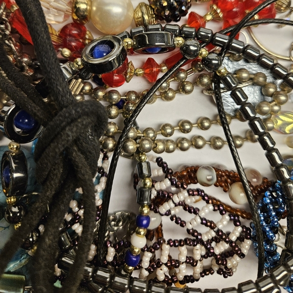 Jewelry Beaded Craft Lot - Picture 5 of 12
